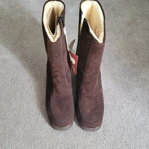 Pajar Women Chic Brown Suede Winter Boots Size US 9